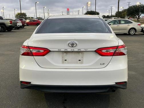 2018 Toyota Camry LE