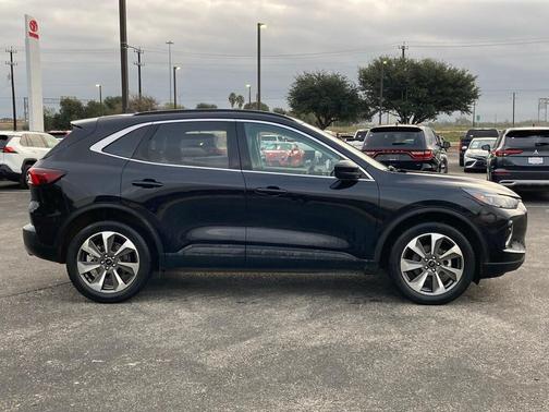 2023 Ford Escape Platinum