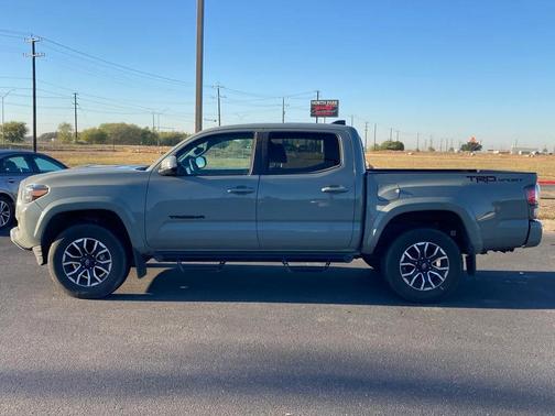 2023 Toyota Tacoma TRD Sport