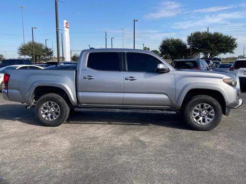 2018 Toyota Tacoma SR5