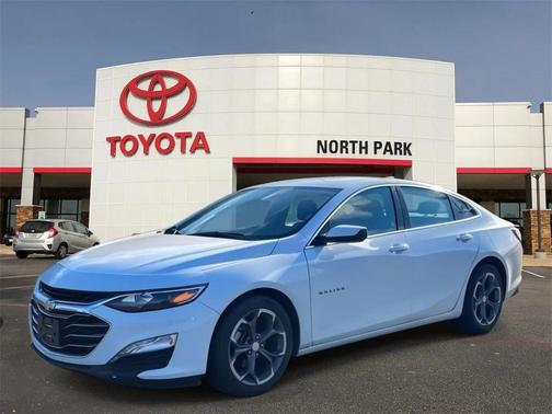 2021 Chevrolet Malibu FWD LT