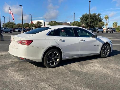 2021 Chevrolet Malibu FWD LT