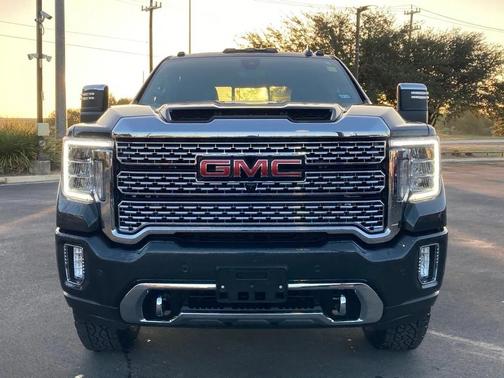 2023 GMC Sierra 2500 Denali