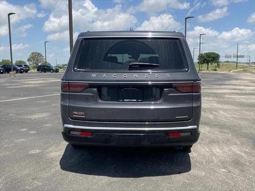 2023 Jeep Wagoneer L Series III 4x4