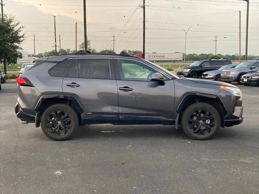 2023 Toyota RAV4 Hybrid SE