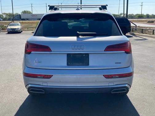 2023 Audi Q5 45 S line Premium Plus
