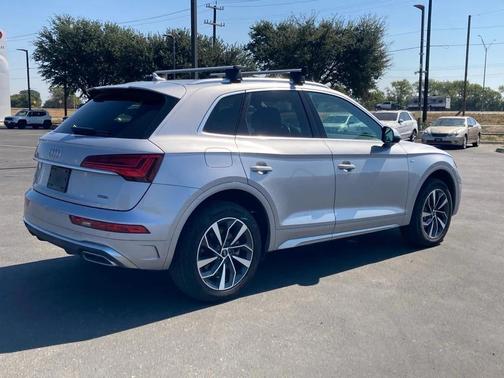 2023 Audi Q5 45 S line Premium Plus