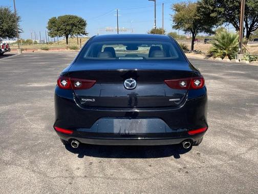 2025 Mazda Mazda3 FWD w/Preferred Package