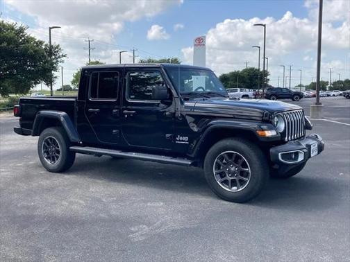 2023 Jeep Gladiator Overland