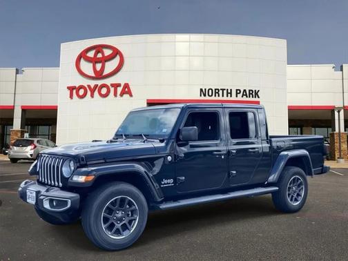 2023 Jeep Gladiator Overland