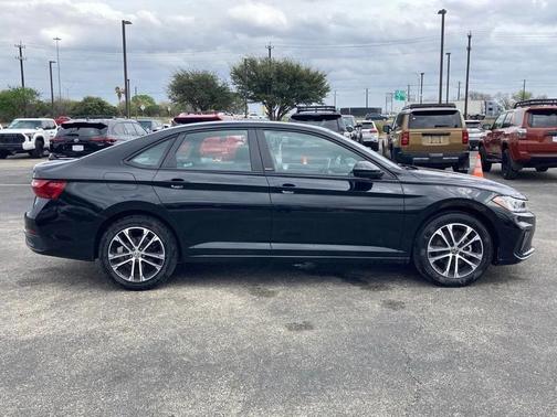 2025 Volkswagen Jetta 1.5T Sport