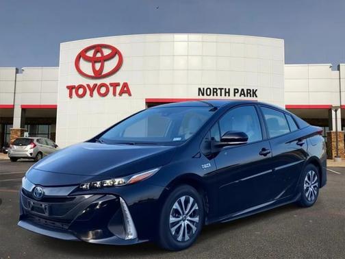 2022 Toyota Prius Prime XLE