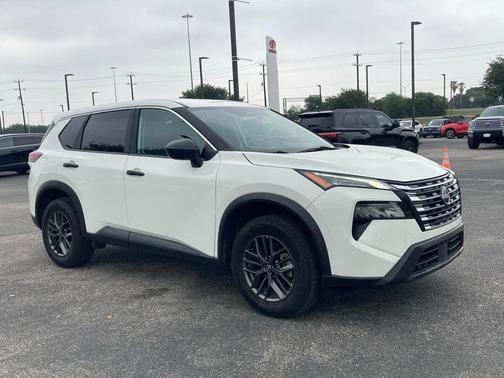 Glacier White 2024 Nissan Rogue S
