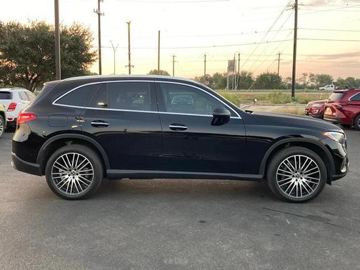 2024 Mercedes-Benz GLC 300 Base