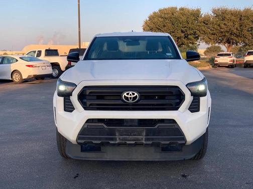 2024 Toyota Tacoma SR