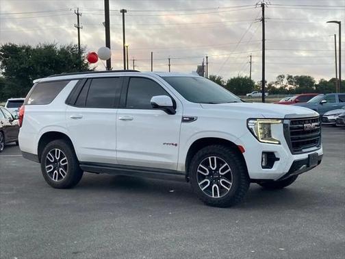 2022 GMC Yukon 4WD AT4