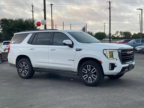 2022 GMC Yukon 4WD AT4