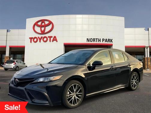 2024 Toyota Camry SE