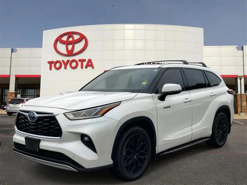 2021 Toyota Highlander Hybrid Platinum