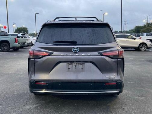 2021 Toyota Sienna Platinum 7 Passenger