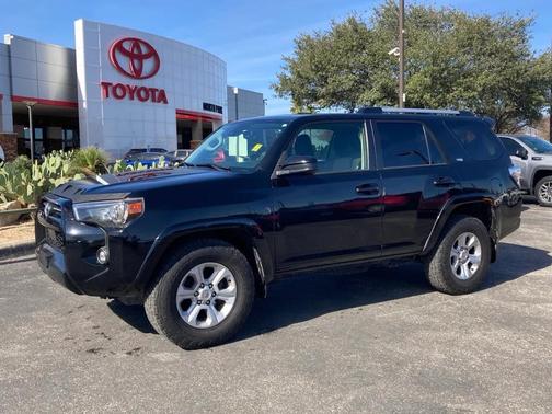 2022 Toyota 4Runner SR5