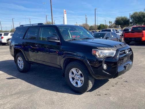 2022 Toyota 4Runner SR5