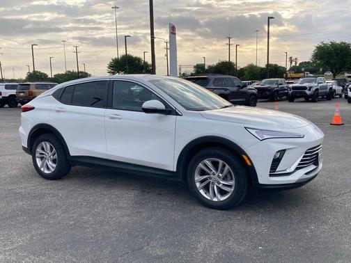 2025 Buick Envista Preferred FWD