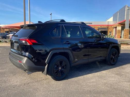 2024 Toyota RAV4 Hybrid XLE