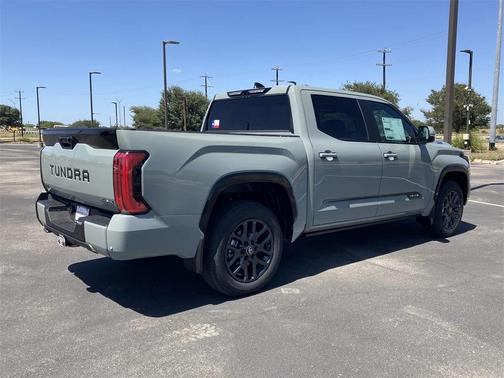 2026 Toyota Tundra Hybrid Platinum