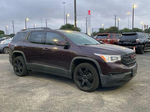 Black Cherry Metallic 2018 GMC Acadia SLT-2