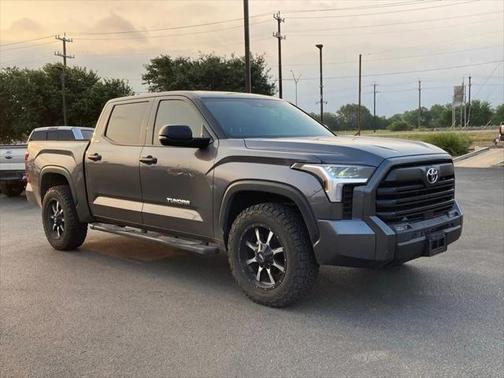 2023 Toyota Tundra SR5