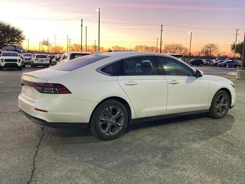 2024 Honda Accord EX 1.5T