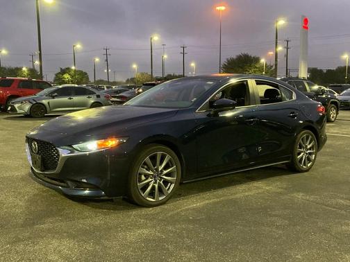 2025 Mazda Mazda3 FWD w/Preferred Package