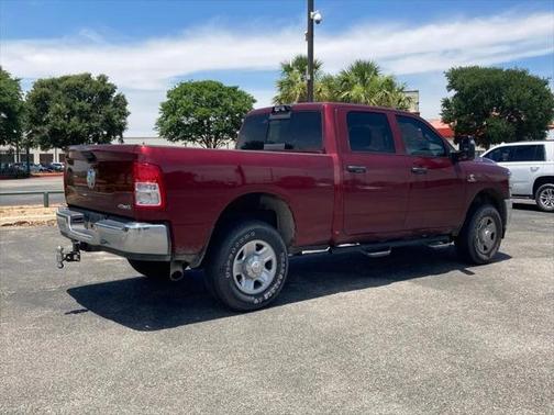 2024 RAM 2500 Tradesman Crew Cab 4x4 6'4' Box