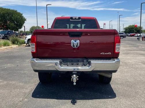 2024 RAM 2500 Tradesman Crew Cab 4x4 6'4' Box