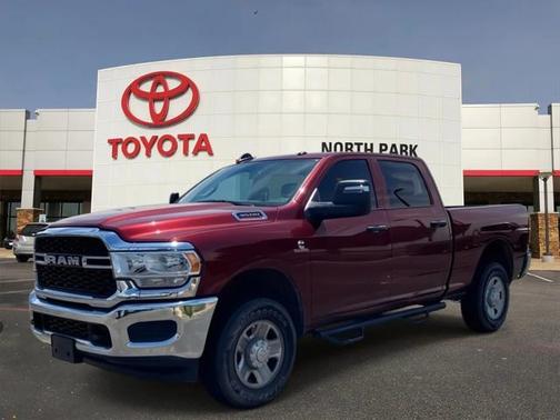 2024 RAM 2500 Tradesman Crew Cab 4x4 6'4' Box