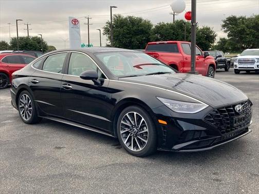 2023 Hyundai SONATA Limited
