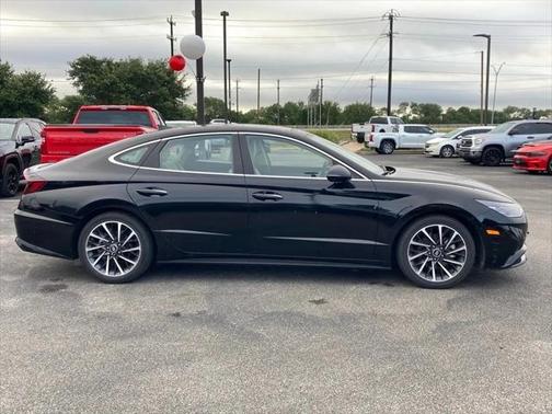 2023 Hyundai SONATA Limited