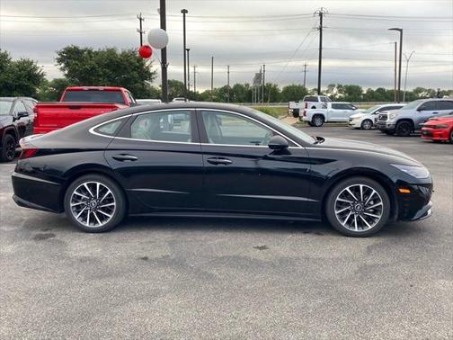 2023 Hyundai SONATA Limited