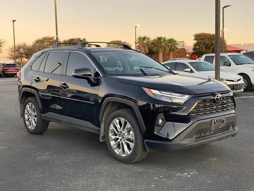 2024 Toyota RAV4 XLE Premium