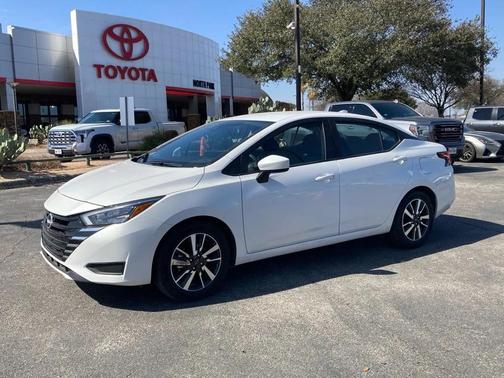2025 Nissan Versa 1.6 SV