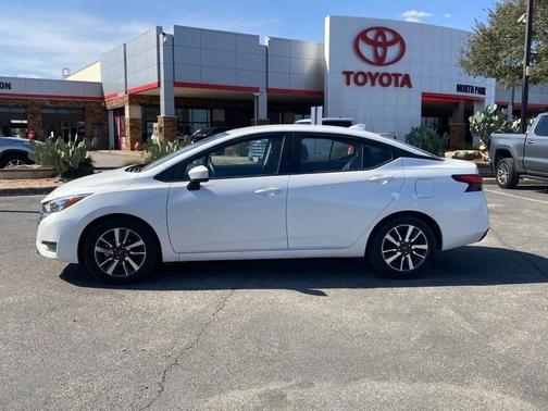 2025 Nissan Versa 1.6 SV