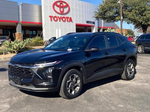 2024 Chevrolet Trax LT