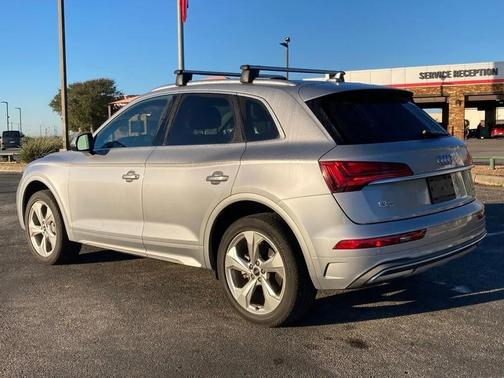 2021 Audi Q5 45 Premium Plus