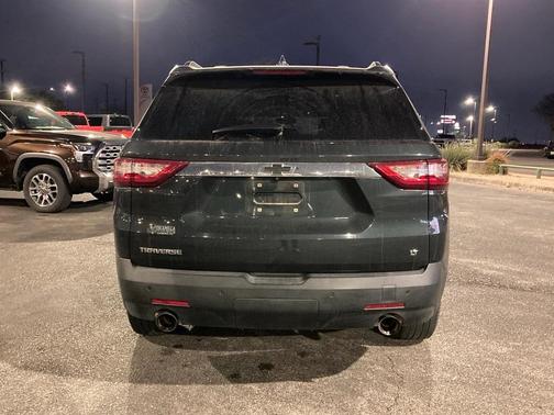 2021 Chevrolet Traverse LT Cloth