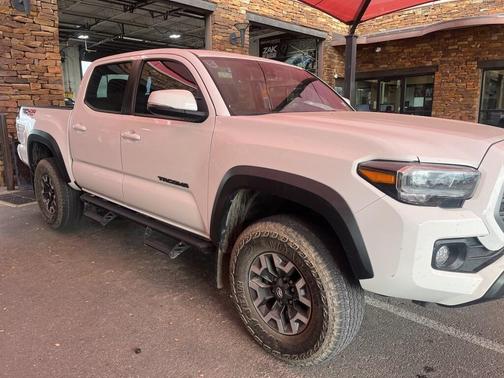 2023 Toyota Tacoma TRD Off-Road