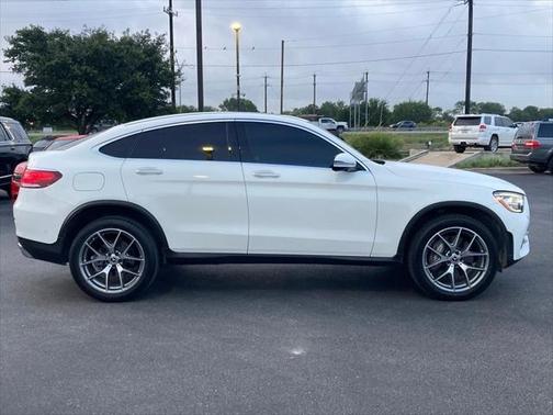 2022 Mercedes-Benz GLC 300 4MATIC Coupe
