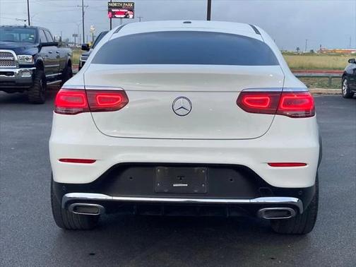 2022 Mercedes-Benz GLC 300 4MATIC Coupe