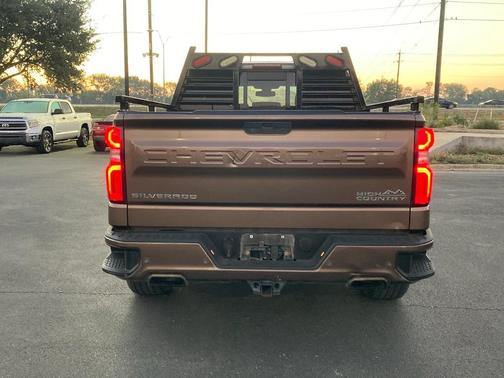 2019 Chevrolet Silverado 1500 High Country