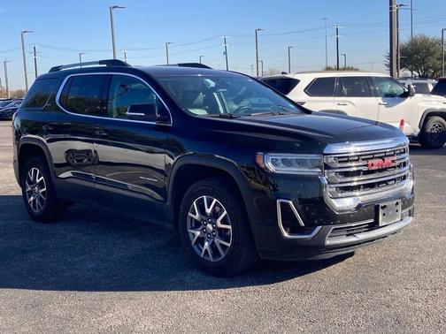 2023 GMC Acadia AWD SLT